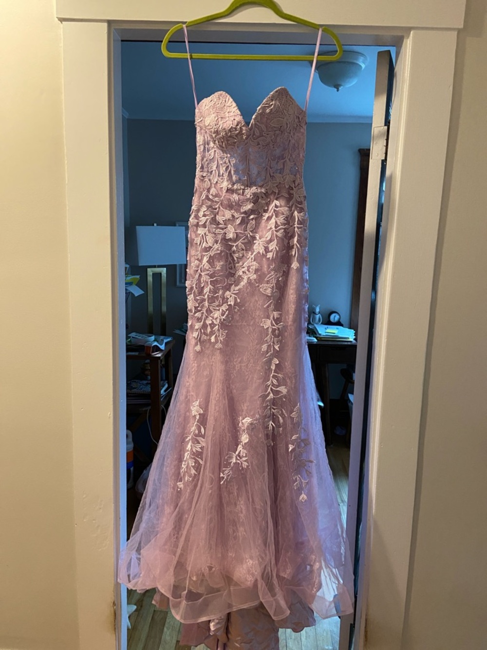 Prom dress Velvi size 4 lilac color